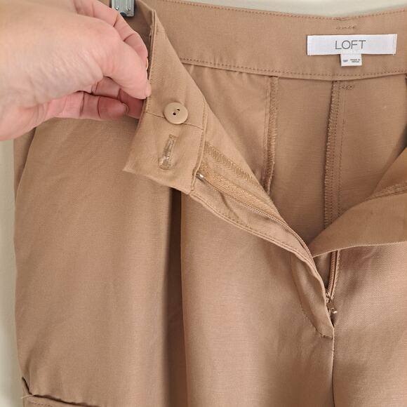 Loft Wide Leg Khaki Tan Cargo Casual Utility Pants Size 18P - Picture 10 of 11